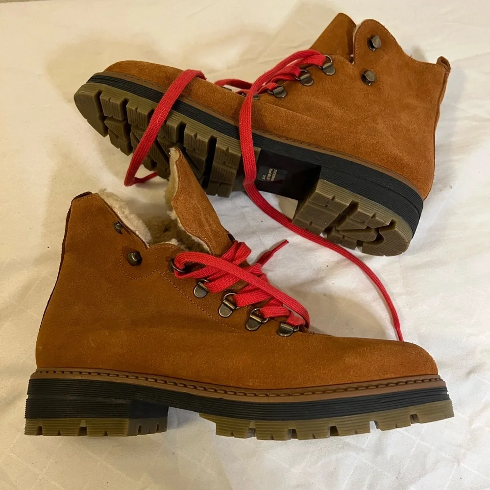 AVELLINI Sherpa‎ Boot Rust Brown US 8 EU 39 Suede Ankle NWOB Lined Spain Leather